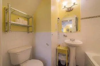 The Manor Guest House Vancouver